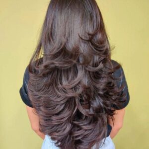multi step haircut in agra at amisha beauty care